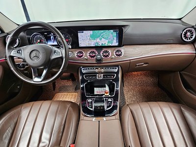 MERCEDES-BENZ E-CLASS - 5