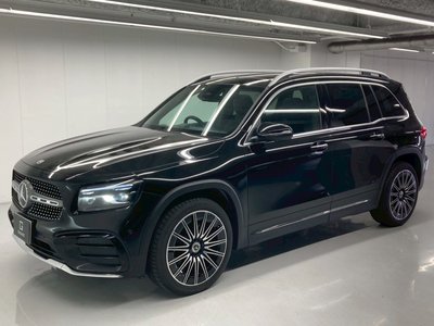 MERCEDES-BENZ GLB