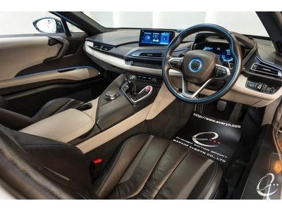 صورة 3 لـ 2020 BMW I8