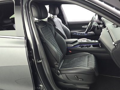 2023 Genesis GV70 — миниатюра 16
