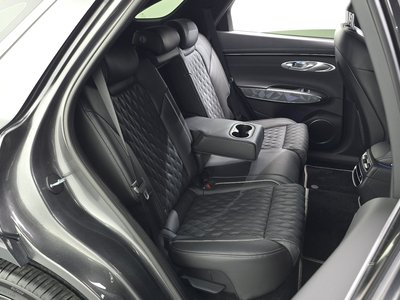 2023 Genesis GV70 — миниатюра 18