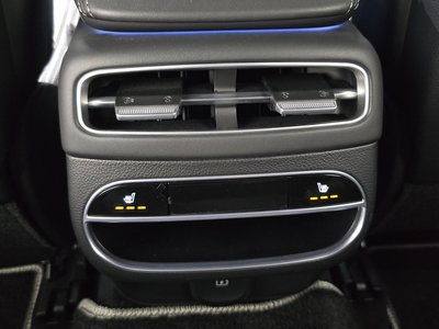 2023 Genesis GV70 — миниатюра 39