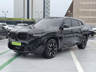 2025 BMW XM 照片 1