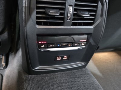 2021 BMW M3 缩略图 19