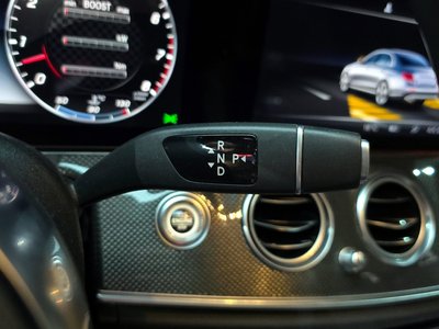 MERCEDES-BENZ E-CLASS - 9