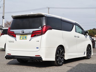 TOYOTA ALPHARD - 5