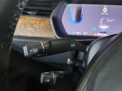 2020 Tesla MODEL X — миниатюра 15