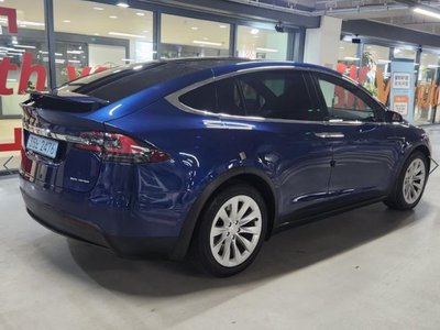 2020 Tesla MODEL X — фото 3