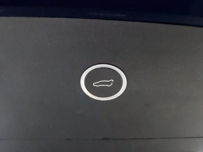 2020 Tesla MODEL X — миниатюра 18