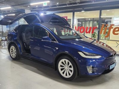 2020 Tesla MODEL X — фото 4
