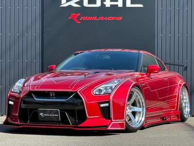 NISSAN GT-R