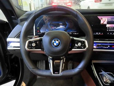 BMW I7 - 8