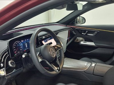 MERCEDES-BENZ E-CLASS - 9