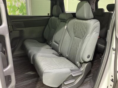 2025 Toyota ALPHARD photo 7