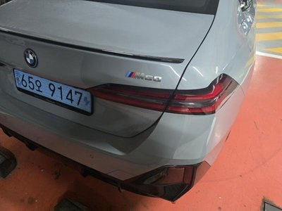 2024 BMW I5 — миниатюра 12