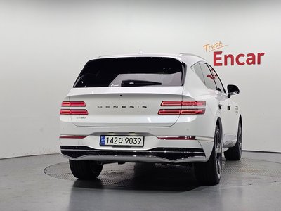 GENESIS GV80 - 3