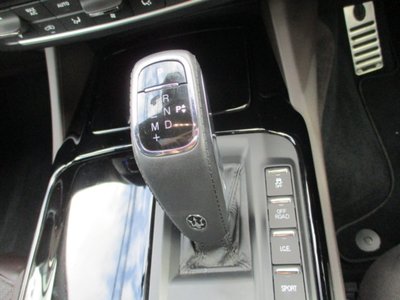 2023 Maserati LEVANTE thumbnail 48