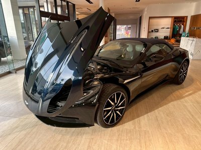 2021 Aston Martin DB11 VOLANTE — миниатюра 29