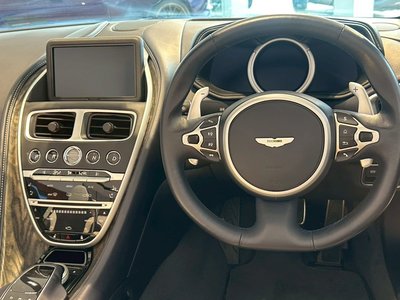 2021 Aston Martin DB11 VOLANTE — миниатюра 15