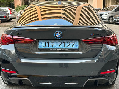 BMW I4 - 4