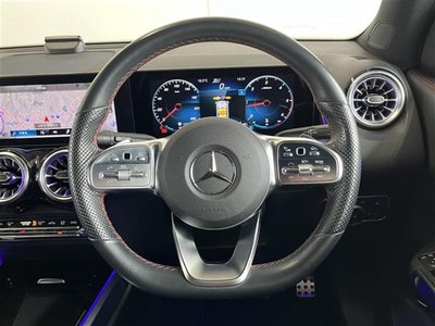 MERCEDES-BENZ GLB - 10