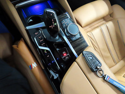 2021 BMW 5 SERIES photo 9