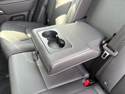 2025 LAND Rover DEFENDER 缩略图 61