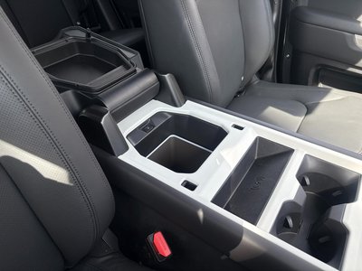 2025 LAND Rover DEFENDER 缩略图 42