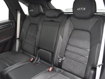صورة مصغرة 15 لـ 2022 Porsche CAYENNE