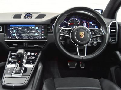 صورة مصغرة 13 لـ 2022 Porsche CAYENNE