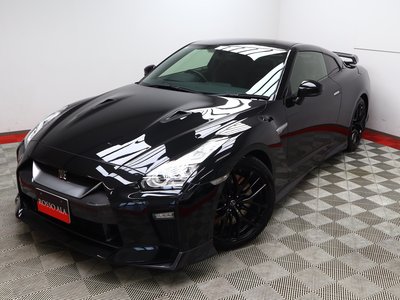 NISSAN GT-R - 2