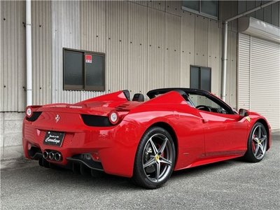 FERRARI 458 - 8