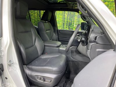 TOYOTA LAND CRUISER 250 - 8