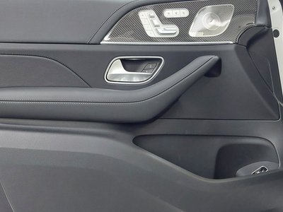 2025 Mercedes-BENZ GLE — фото 9