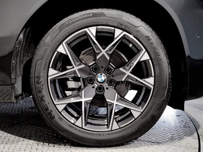 2025 BMW X3 — миниатюра 32