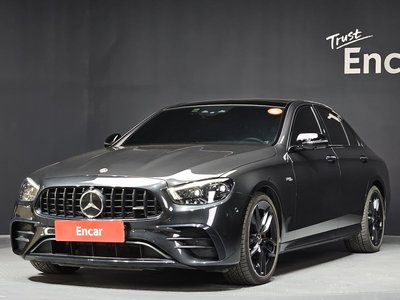 MERCEDES-BENZ E-CLASS - 1