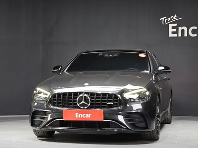 MERCEDES-BENZ E-CLASS - 2