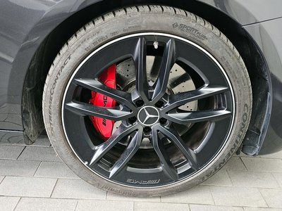 MERCEDES-BENZ E-CLASS - 8
