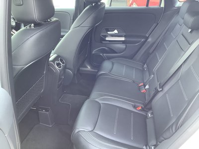 2025 Mercedes-BENZ GLA 缩略图 18