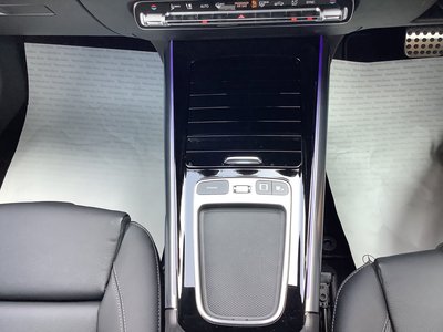 2025 Mercedes-BENZ GLA 缩略图 31