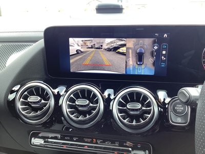 2025 Mercedes-BENZ GLA 缩略图 32