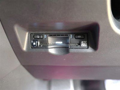 2023 Toyota ALPHARD 照片 9