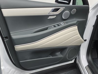 2024 Genesis GV80 — миниатюра 14