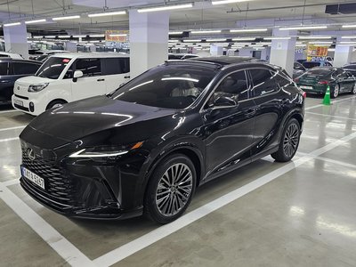 صورة 1 لـ 2026 Lexus RX