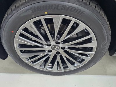 صورة 6 لـ 2026 Lexus RX