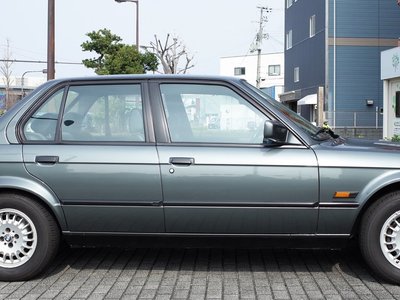 BMW 3 SERIES - 8