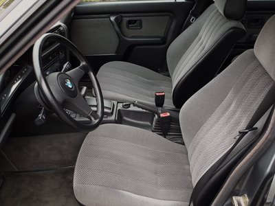 1989 BMW 3 SERIES 缩略图 11
