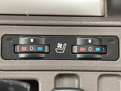 TOYOTA LAND CRUISER PRADO - 8