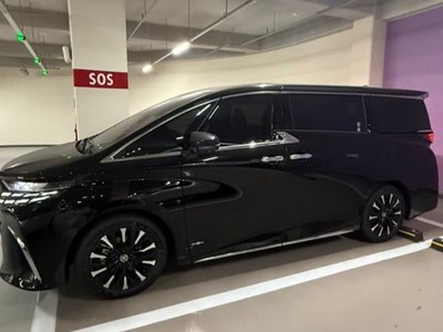 TOYOTA ALPHARD - 3