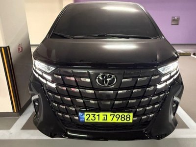 TOYOTA ALPHARD - 1